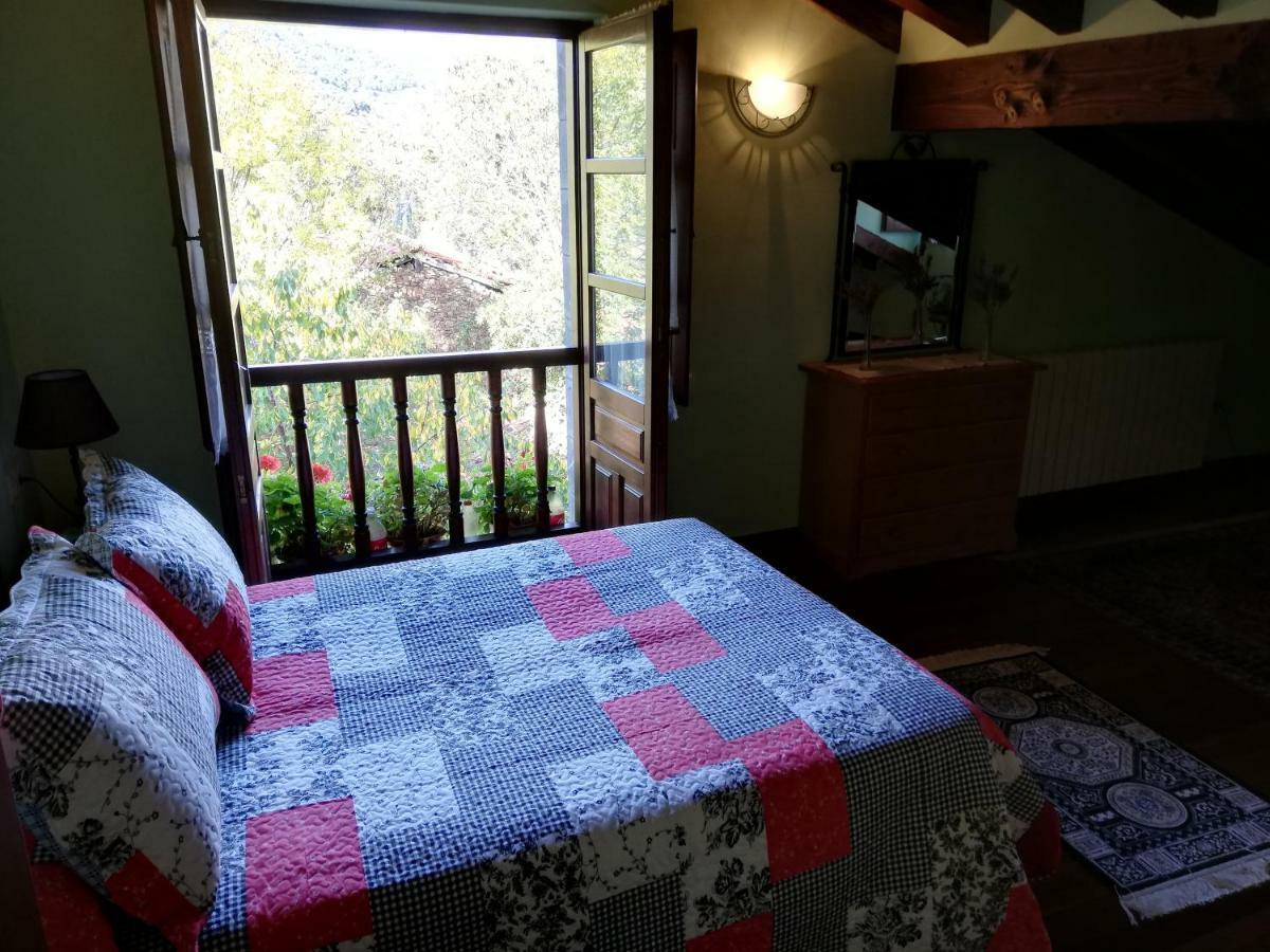 Aliezo Casa Rural Josefina מראה חיצוני תמונה